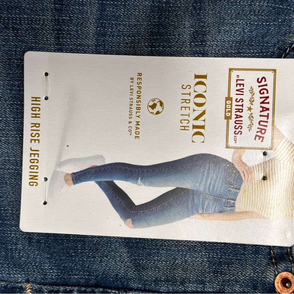 Levi's Women's Iconic Stretch High Rise Jeans - Blue